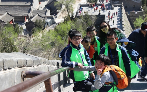 图4 登长城.jpg