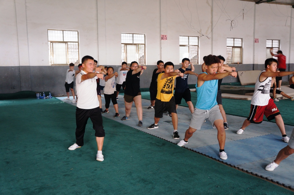 图4 功夫课拳术学习.jpg