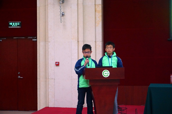 图5 学生代表发言.jpg