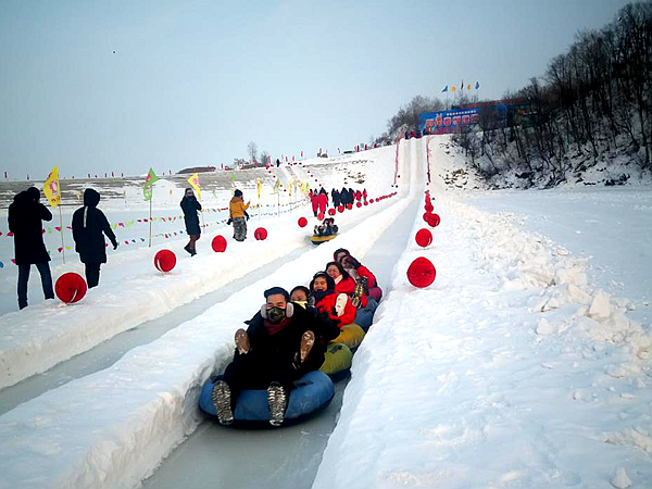 2 滑雪.png