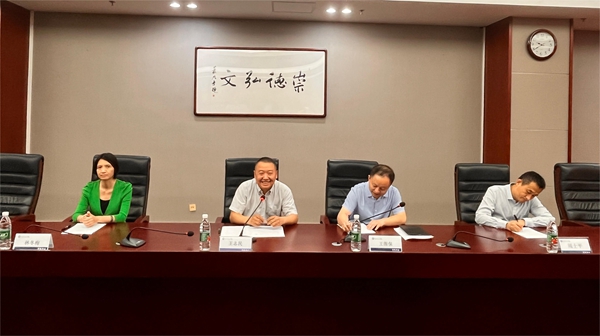 1 北京华文学院院长王志民讲话_副本.jpg