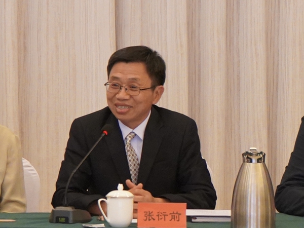 4.张衍前书记介绍来访人员及相关情况_副本.jpg