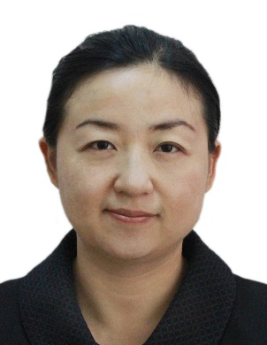 侯颖 照片.png